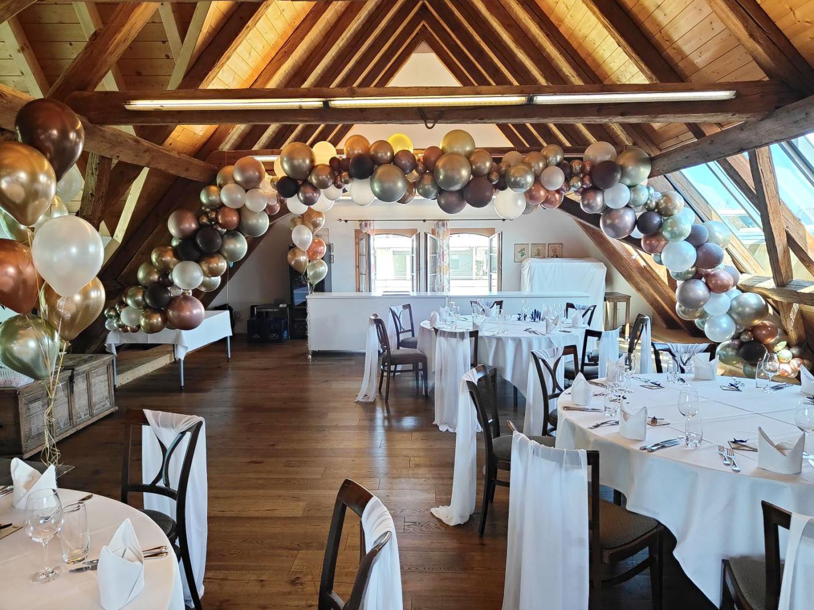 Event-Dekorationen für Firmenanlässe, Hochzeiten und Geburtstage